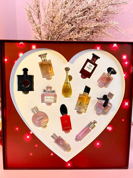 Red Heart Gift Set