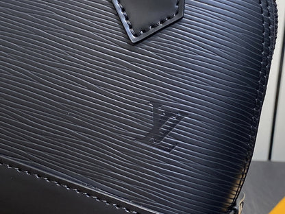 LouisV Nano Alma Black textured Epi-Leather K00015 (15*19.5*10 cm)