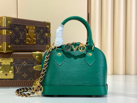 LouisV Alma BB (Green] K00015GN (18*12*8cm)