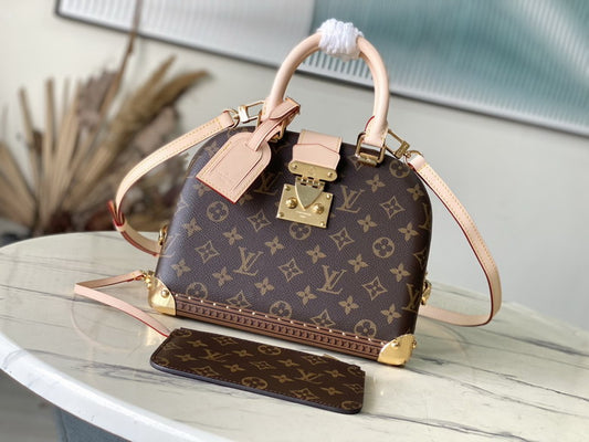 LouisV Monogram Alma Trunk M11114 (26*13*26.4cm)