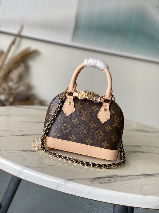 LouisV Alma mini 1 (LV&I) M14339 (15*19.5*10cm)
