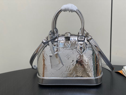 ĹouisV Monogram Mirror Alma BB Silver M40302 (25*19*11cm)