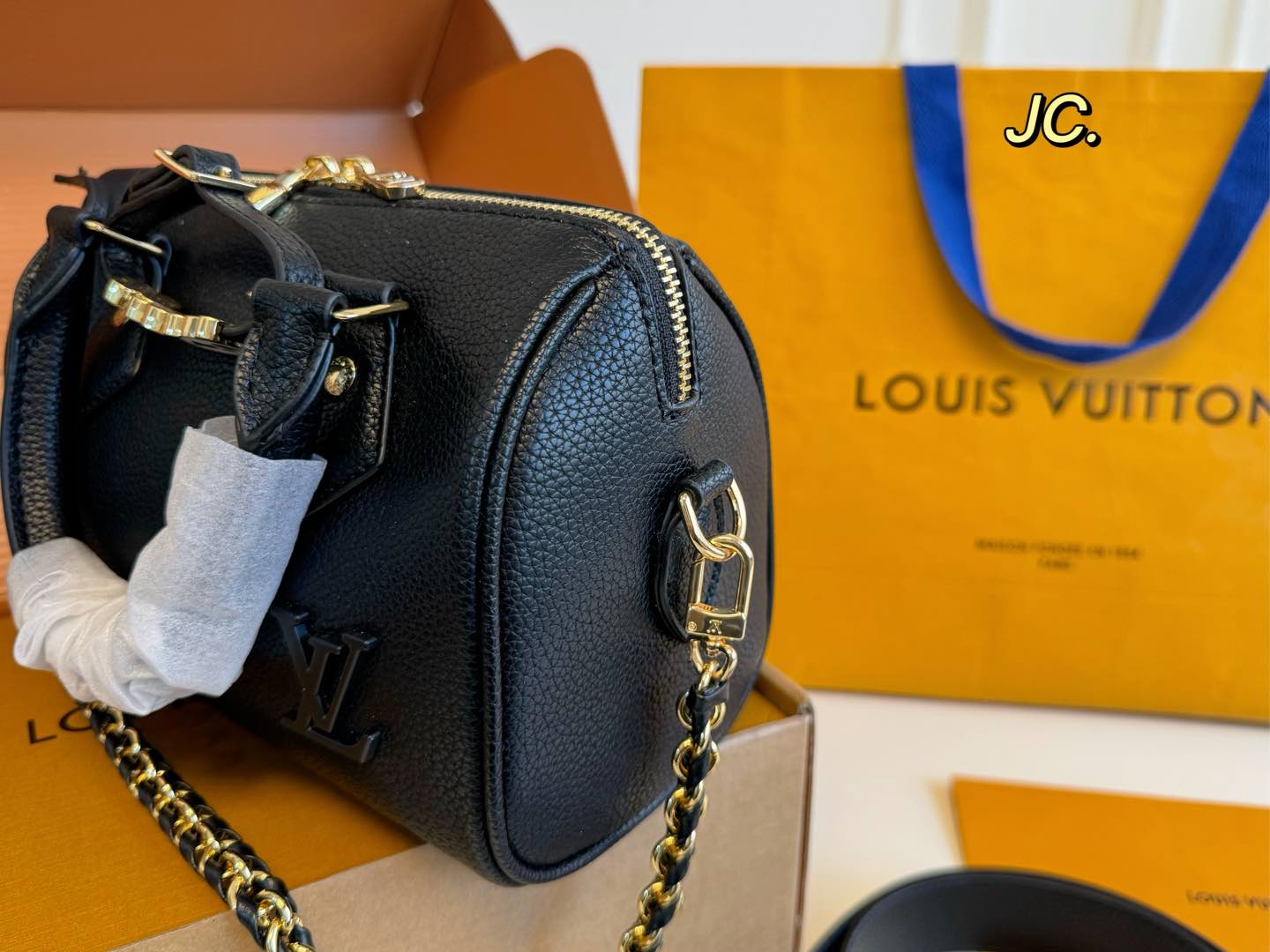 Louis Vuitton Nano Speedy Black Calf Leather handbag (size 20×15)