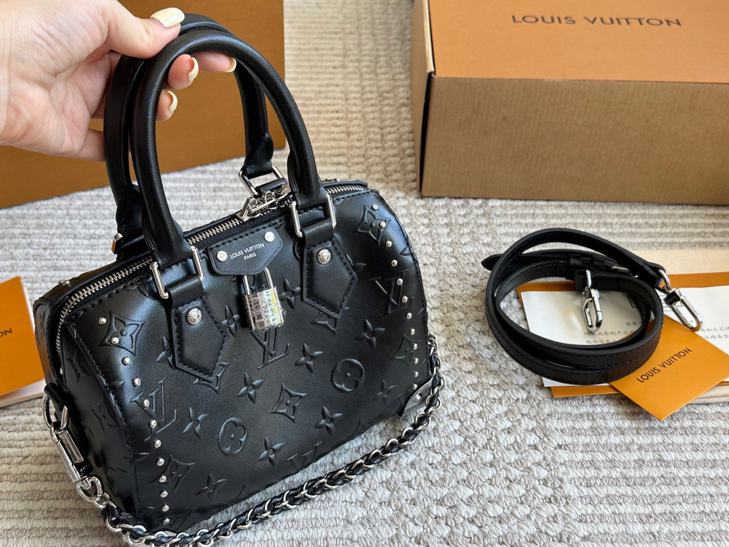 Louis Vuitton Speedy Trunk 20 in black Leather