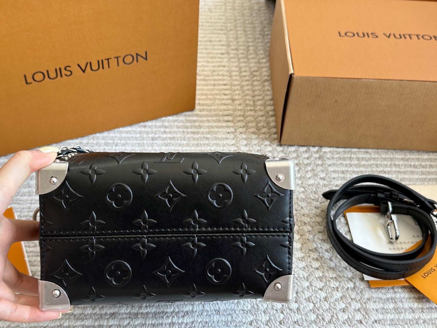 Louis Vuitton Speedy Trunk 20 in black Leather