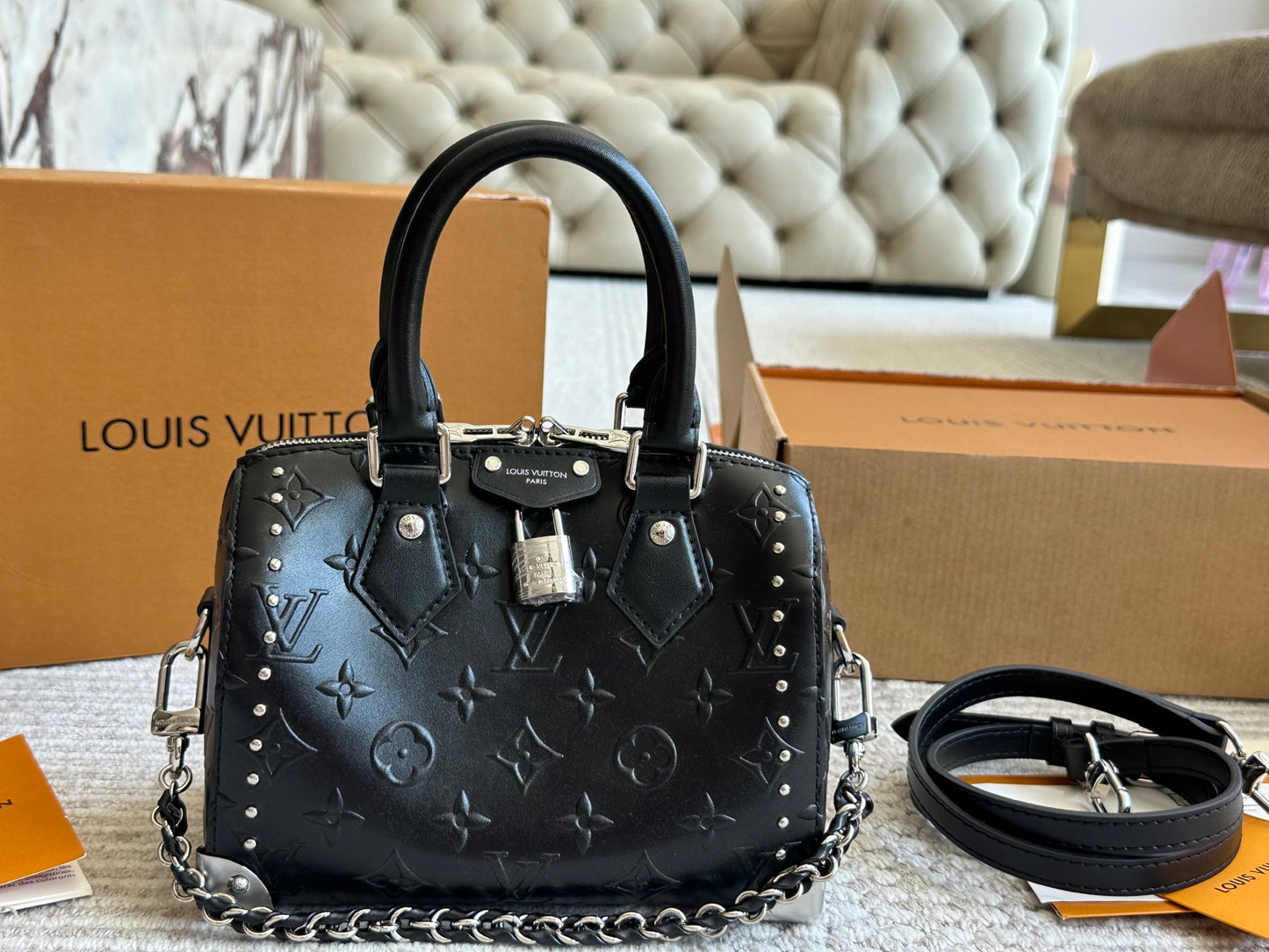 Louis Vuitton Speedy Trunk 20 in black Leather